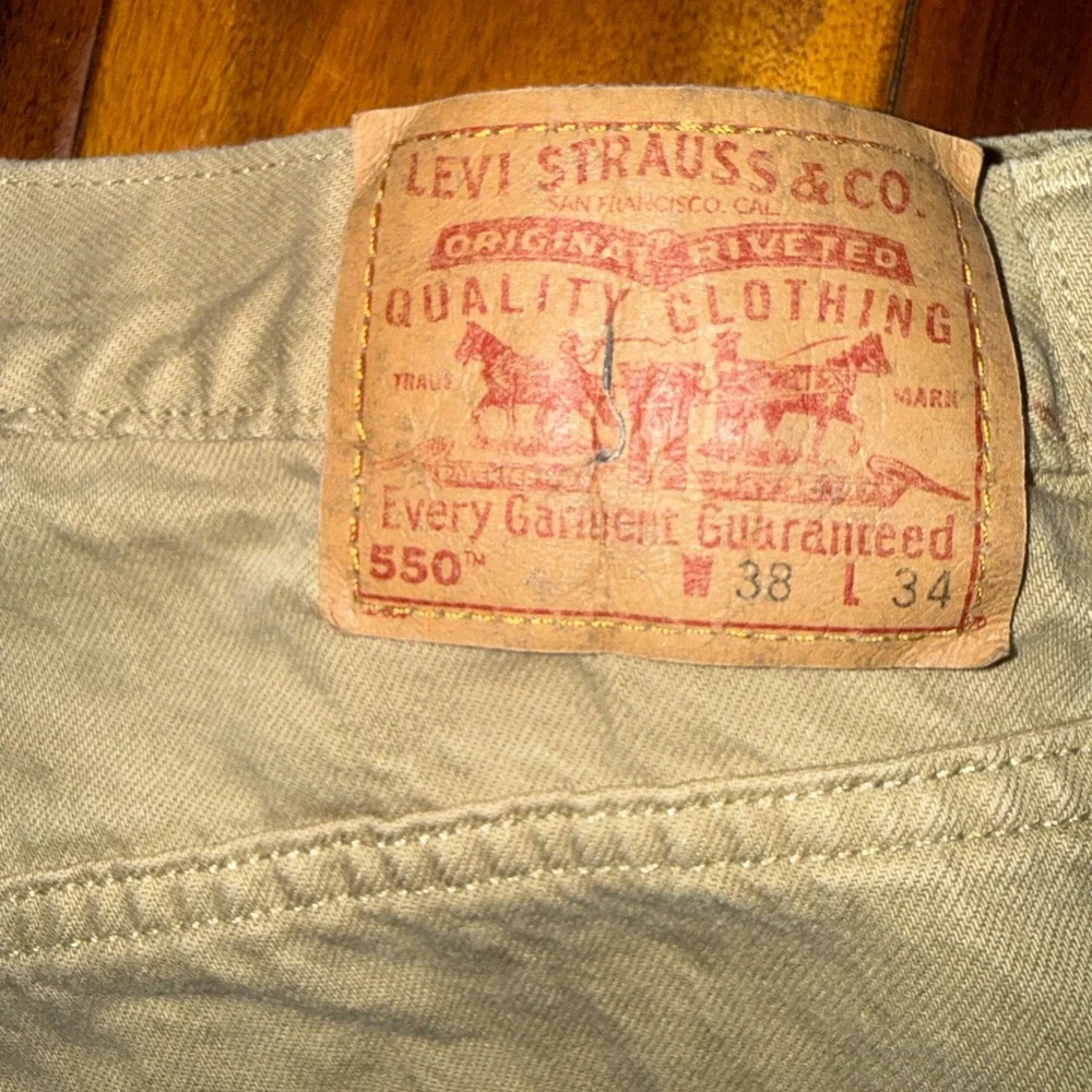 Vintage Levi’s 550 Relaxed Fit Jeans Tan Khaki W38 L34 Red Tab Actual 36x31